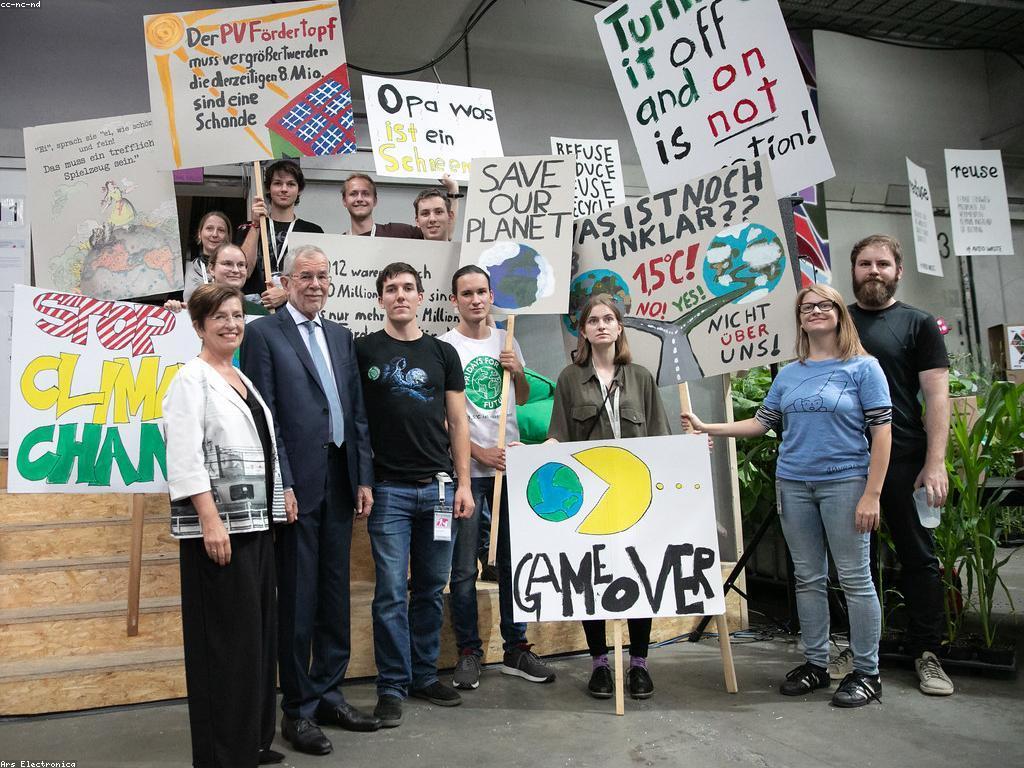 សារៈសំខាន់នៃព្រឹត្តិការណ៍ពិសេស